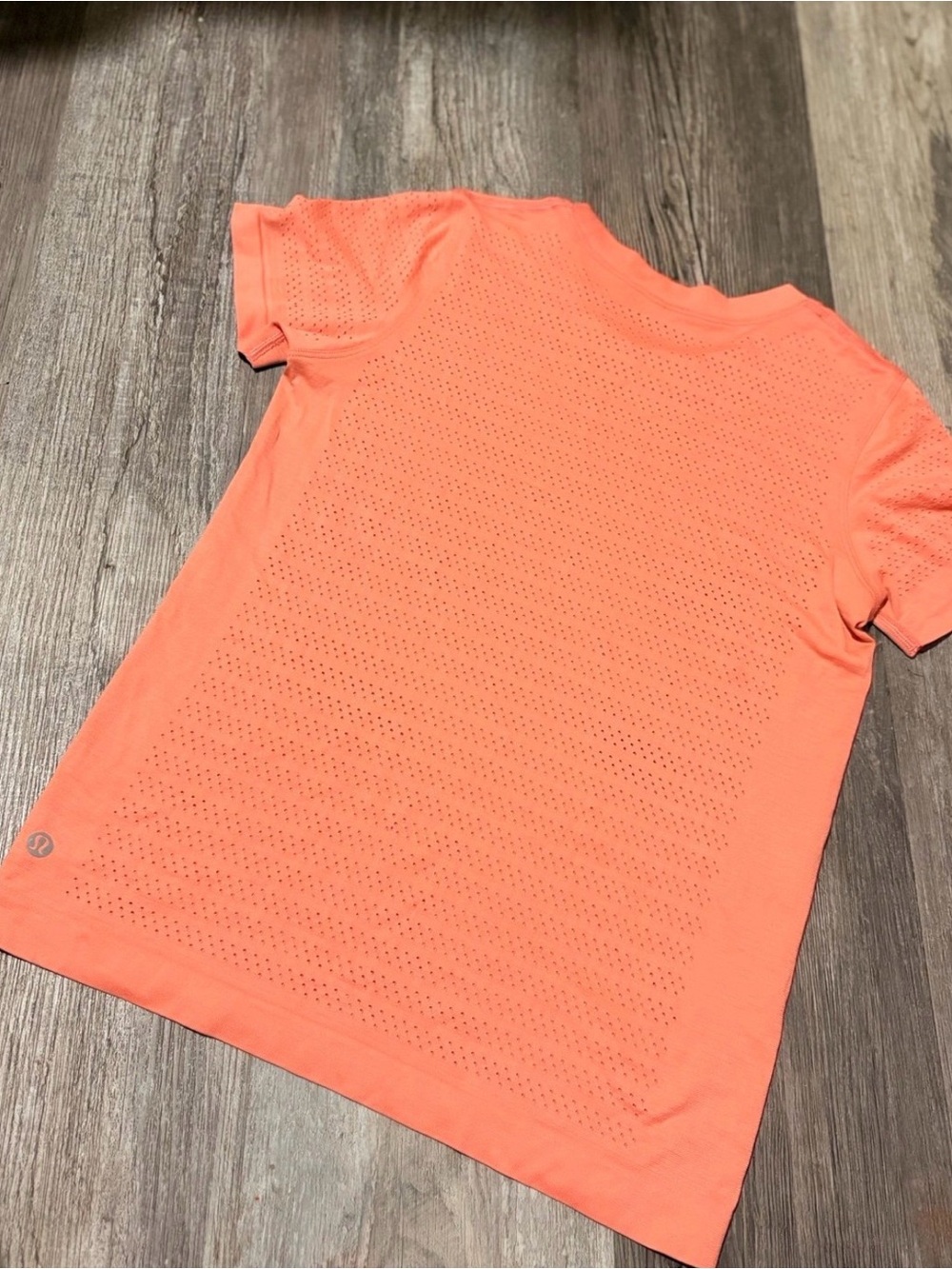 lululemon athletica Coral Perforated Short Sleeve Tee